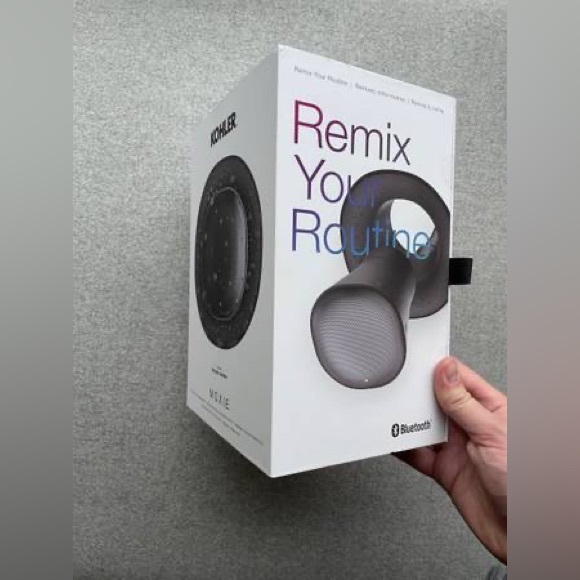 Kohler Moxie Harmon Kardon showerhead speaker - Picture 2 of 3